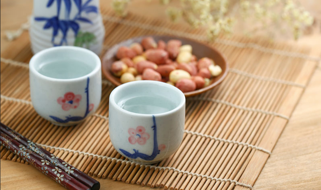 广东玉冰烧:肥猪肉酿的酒,当地人当成宝,为何外省人却嫌弃至极