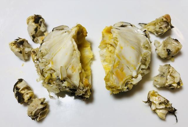 大闸蟹的正确吃法是什么,螃蟹蒸多久最佳时间,怎么把肉吃干净
