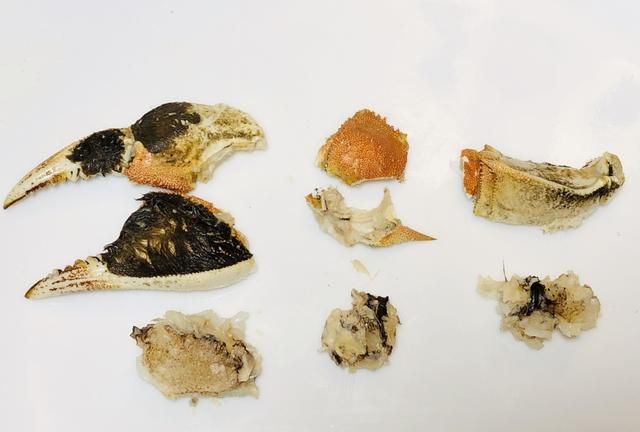 大闸蟹的正确吃法是什么,螃蟹蒸多久最佳时间,怎么把肉吃干净