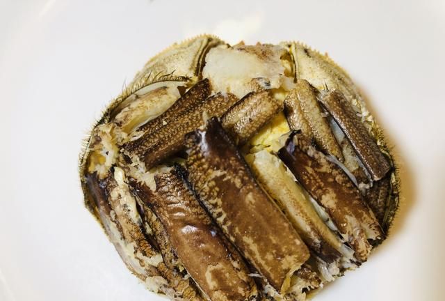 大闸蟹的正确吃法是什么,螃蟹蒸多久最佳时间,怎么把肉吃干净