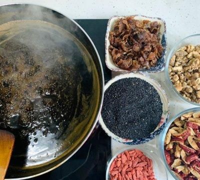 我奶奶教我的养颜阿胶糕的技巧,一定要加它才好吃
