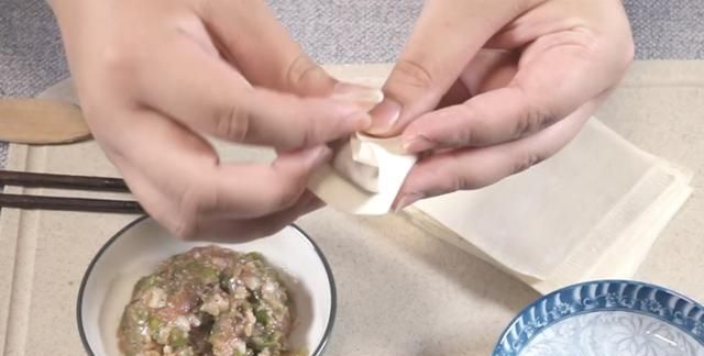 轻松几步学会馄饨包法,再也不用出去吃早点想吃自己做,味美热乎