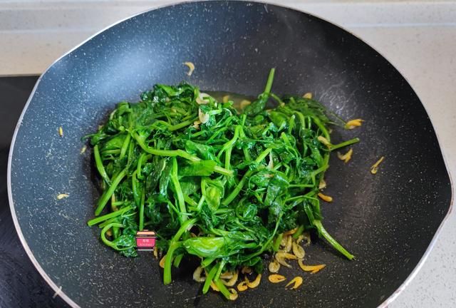 冬天,遇见这蔬菜我从不手软,一次买10斤,换着花样吃,营养美味