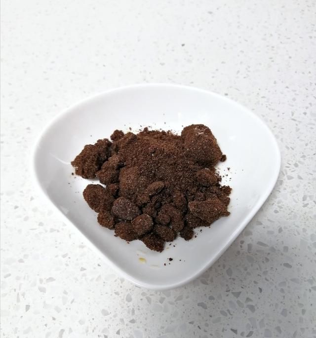 宅家简单三步自制奶茶,奶香味浓郁,味道纯正香甜,比买的还好喝