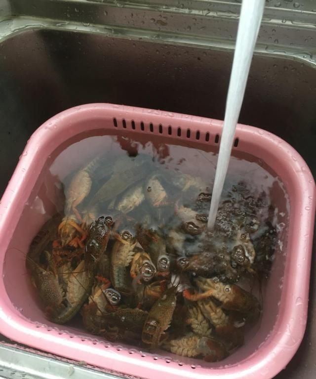 龙虾怎么炒好吃又简单的做法视频图11