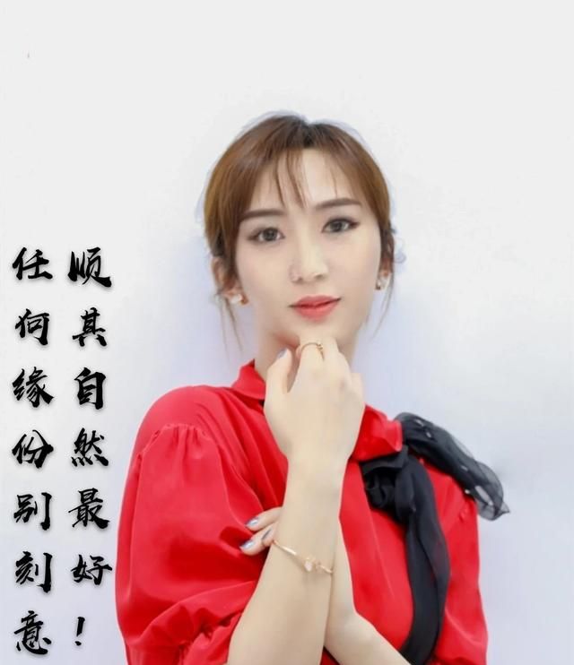 为什么他每天会联系我,但发几条信息就消失了他对我可有好感图1