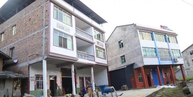 水泥寿命只有50年,那过了时间,自建房还能住吗?懂行人给出答案