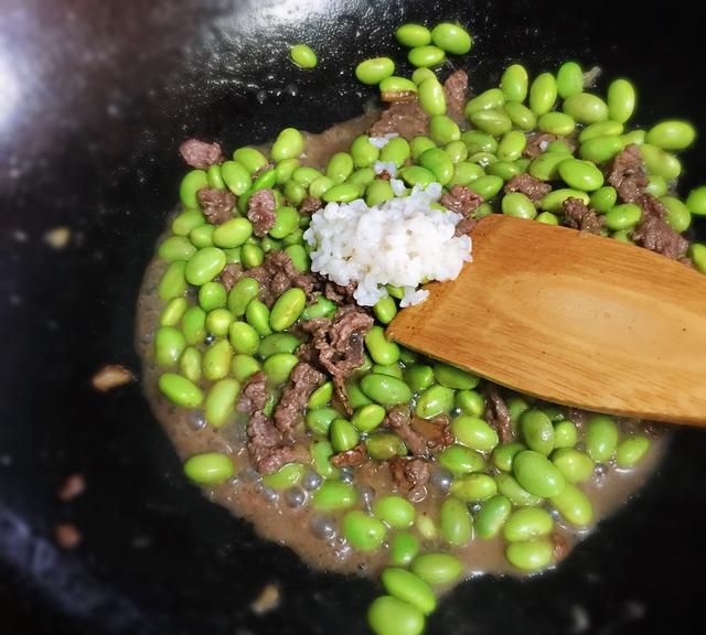 10分钟小炒,毛豆加牛肉,营养翻倍