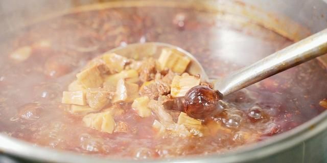 火哥的菜:四川小吃牛肉面,每家有不同做法,火哥教你商业版步骤
