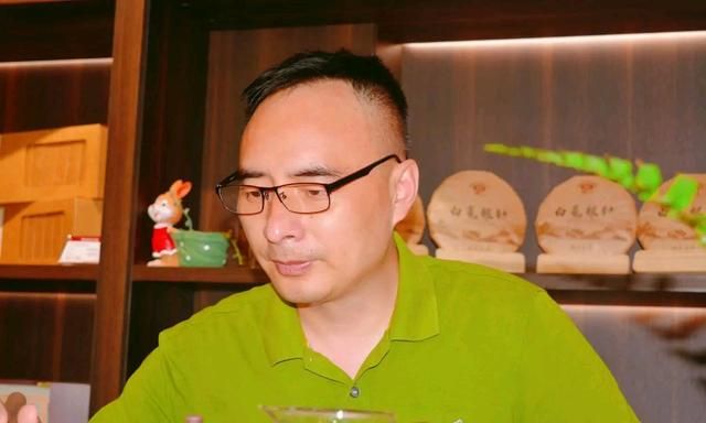 一张嘴毁掉一个人:所有的刀子嘴,都是刀子心